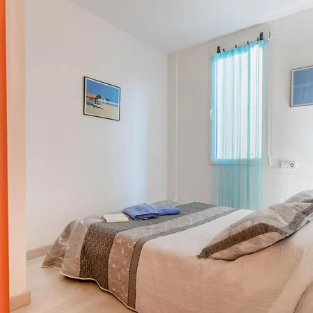 Symar By Interhome